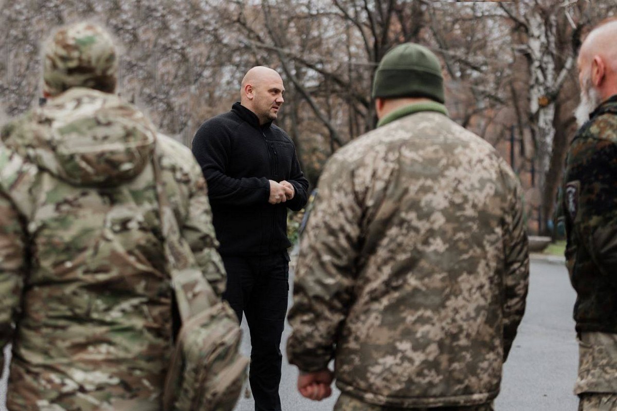 Три «Лелека-100» передала Дніпропетровщина на фронт