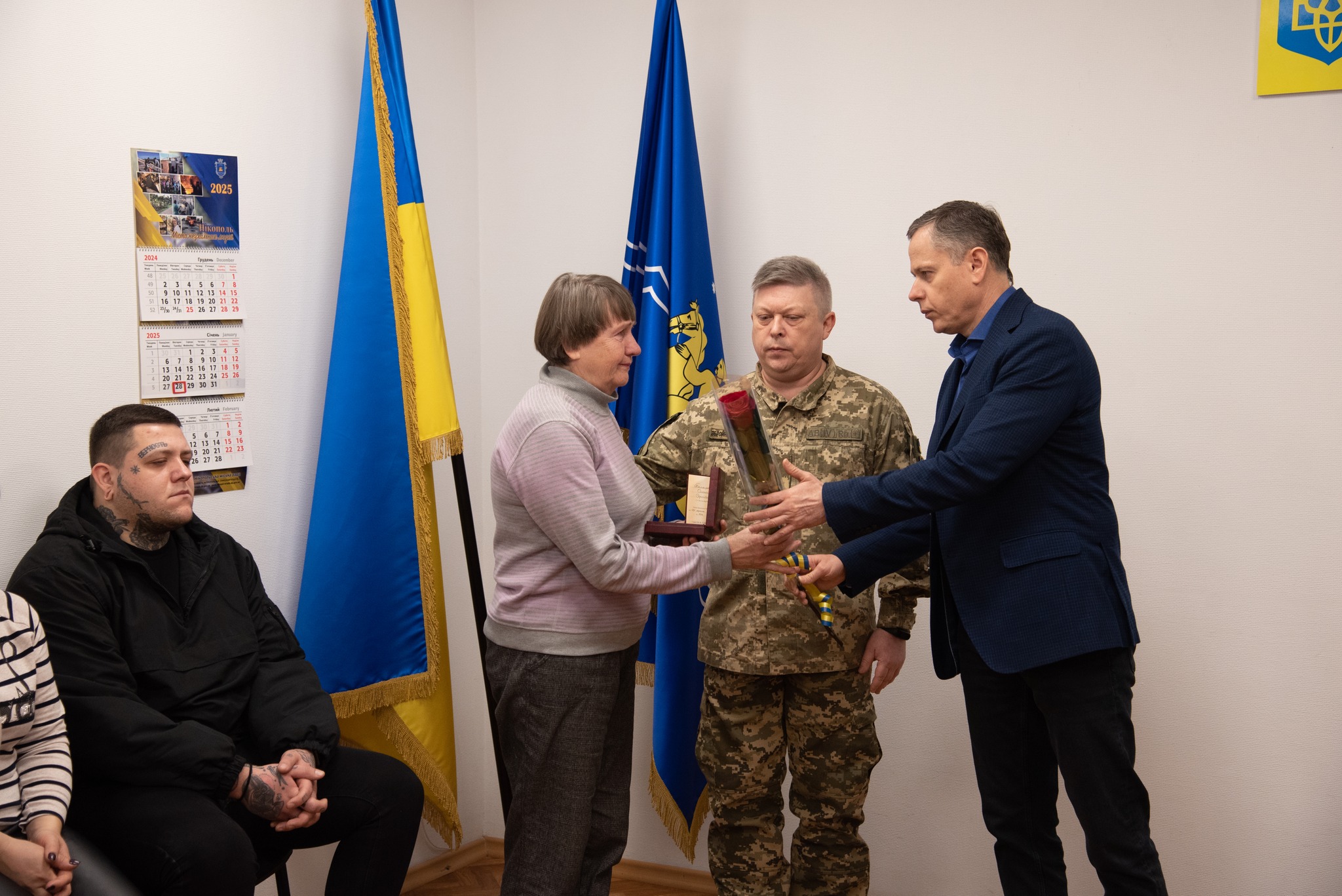 Дев’ятьох нікопольських воїнів відзначено державними нагородами – 7 із них посмертно (фото)