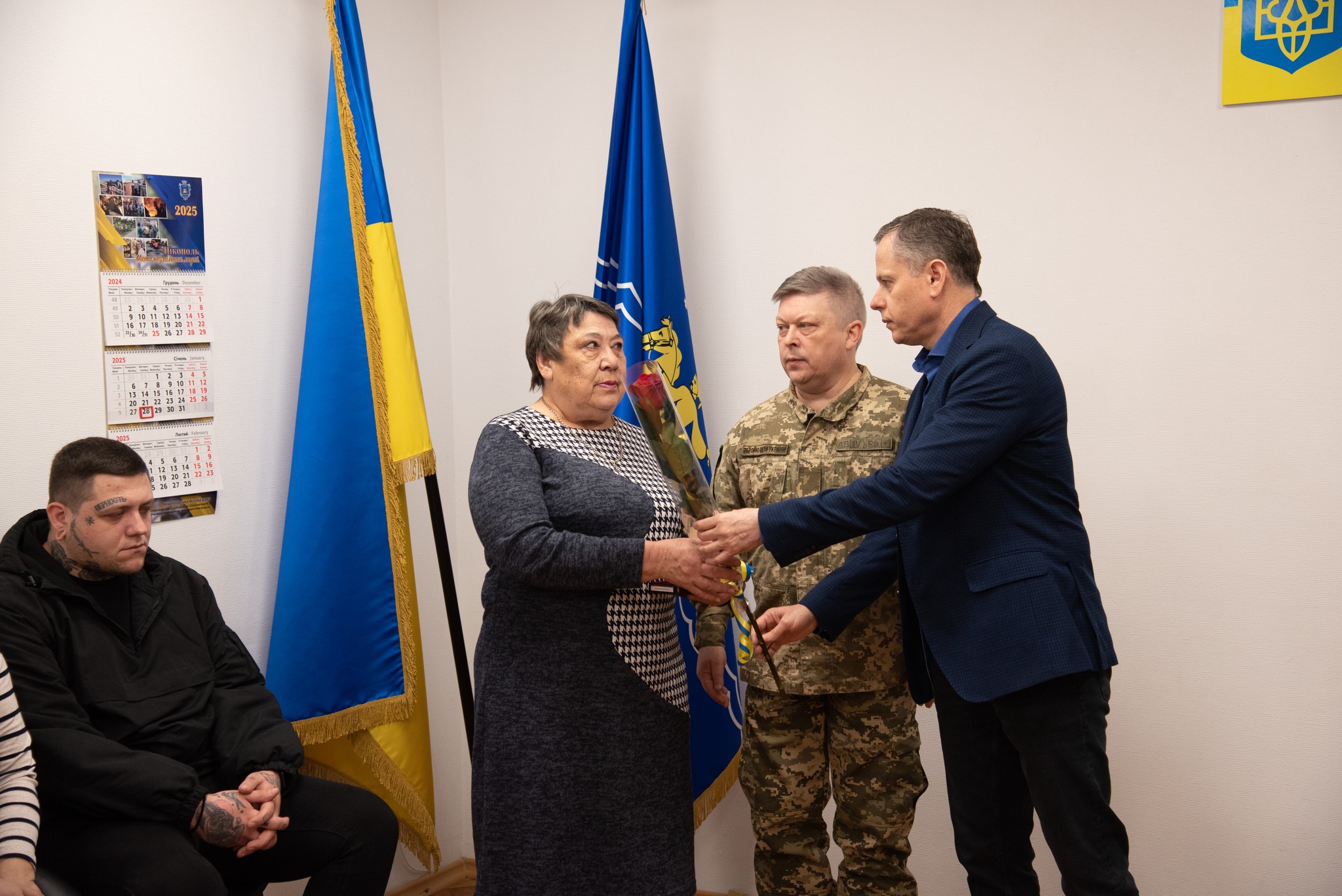 Дев’ятьох нікопольських воїнів відзначено державними нагородами – 7 із них посмертно (фото)