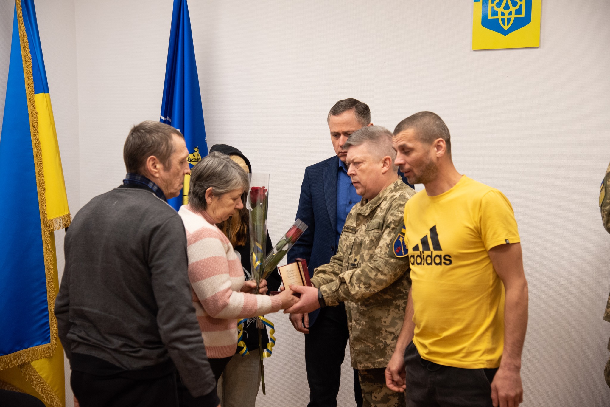 Дев’ятьох нікопольських воїнів відзначено державними нагородами – 7 із них посмертно (фото)