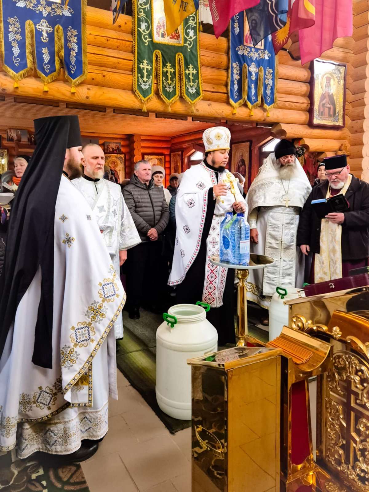 Як у Нікополі та районі відзначили Хрещення Господнє (фото) 3