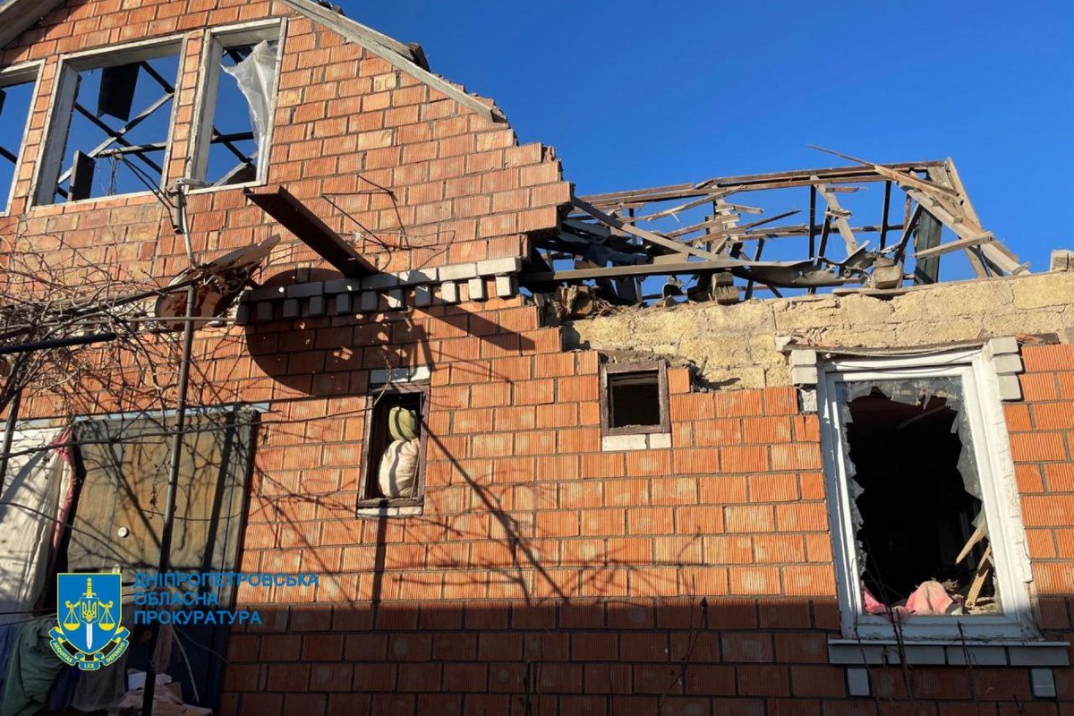 Обстріл Нікополя з трьома пораненими: прокуратура почала розслідування 1 Обстріл Нікополя з трьома пораненими
