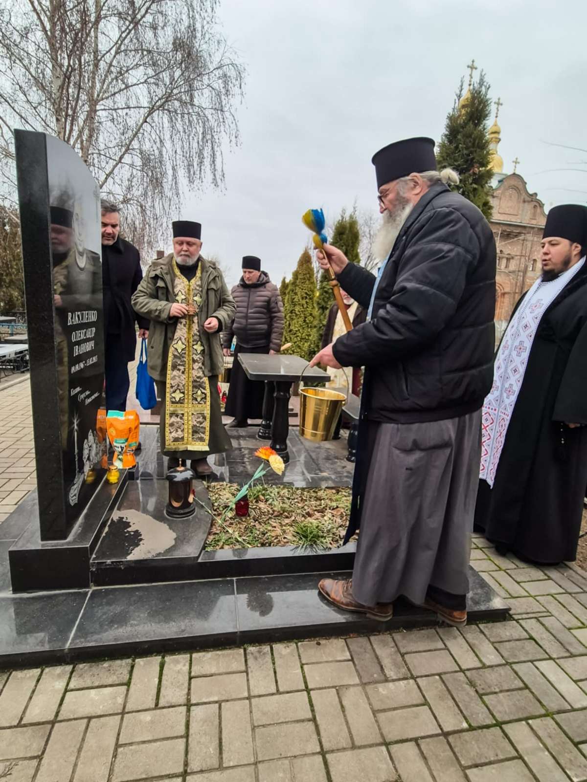 У Нікополі молитовно вшанували 10