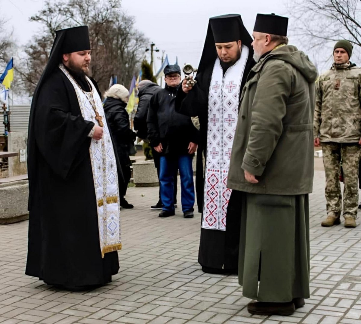 У Нікополі молитовно вшанували 6