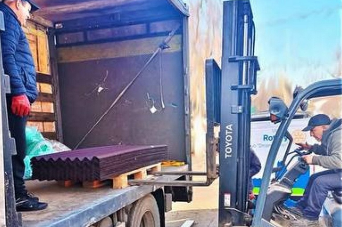 Нікополь отримав чергову партію будматеріалів для відновлення понівеченого житла 1 Нікополь отримав чергову партію будматеріалів для відновлення понівеченого житла