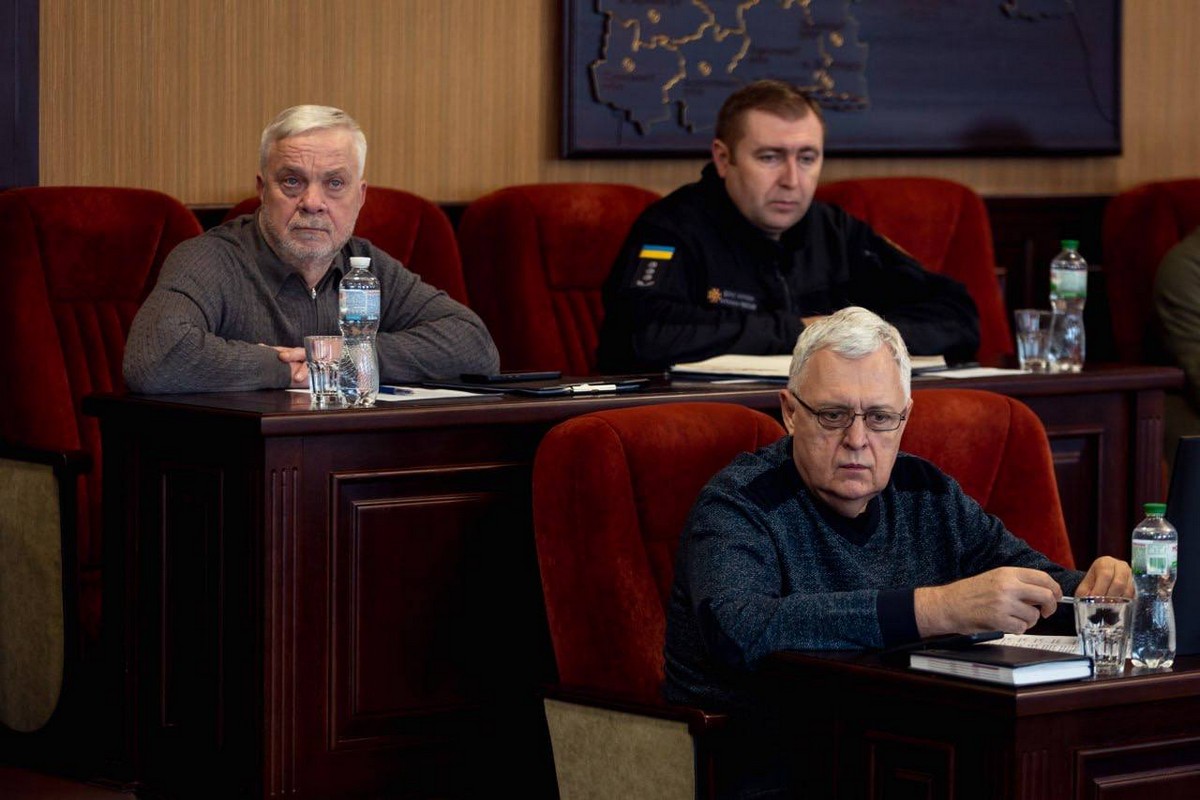 Будівництво фортифікацій, мобілізація та нові правила роботи ВЛК: на Дніпропетровщині відбулася Рада оборони області 1 на Дніпропетровщині відбулася Рада оборони області 4