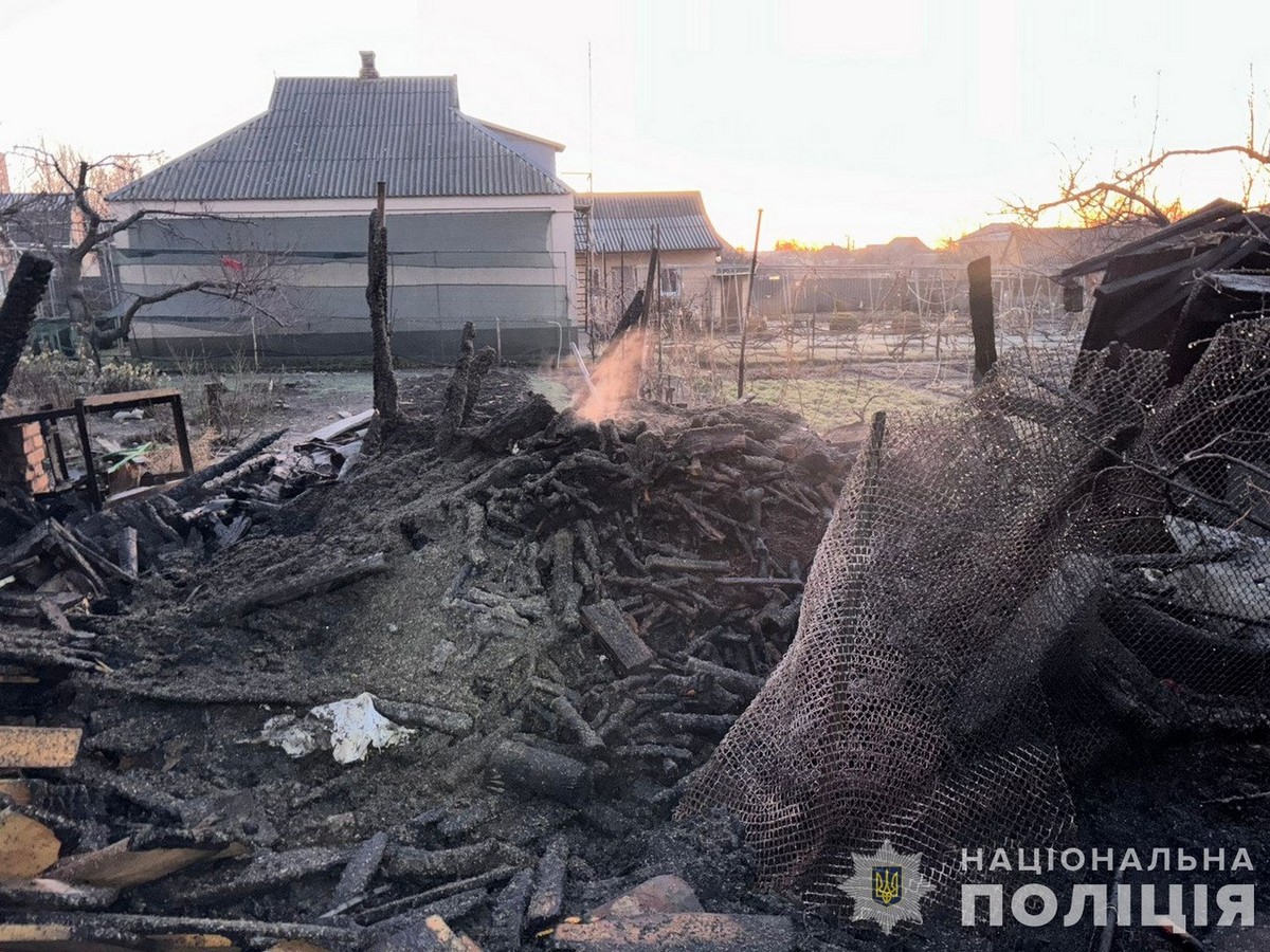 Наслідки ударів Нікополю, Марганцю і району: фото