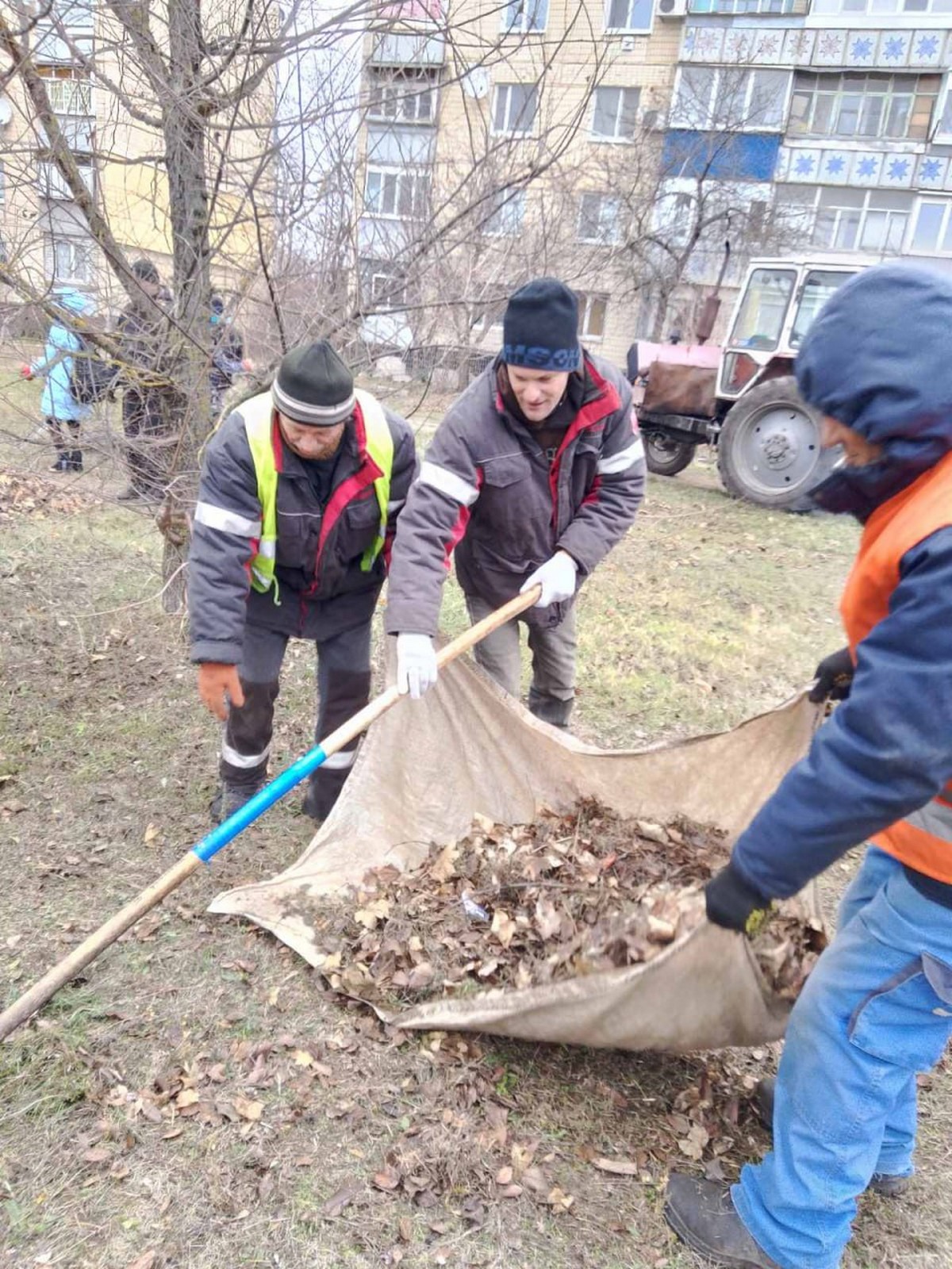 Комунальники Марганця працюють щодня