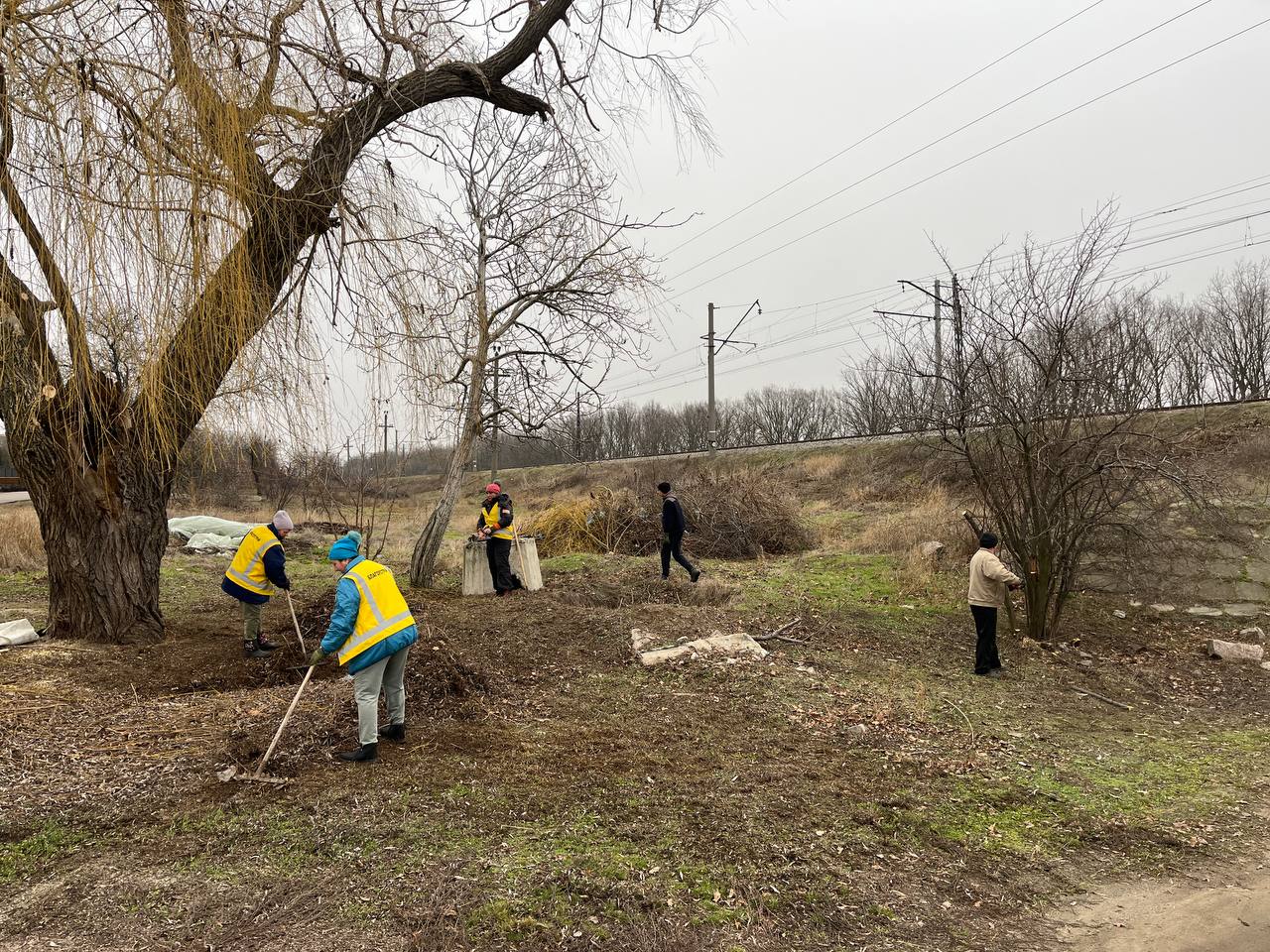 Вже давно відчули позитивні зміни: у Червоногригорівській громаді комунальники наводять лад на вулицях (фото)