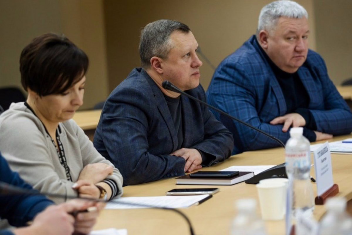 Лікарні, діти, можливо, релокація підприємств: у Калуші розповіли, як будуть допомагати Нікополю