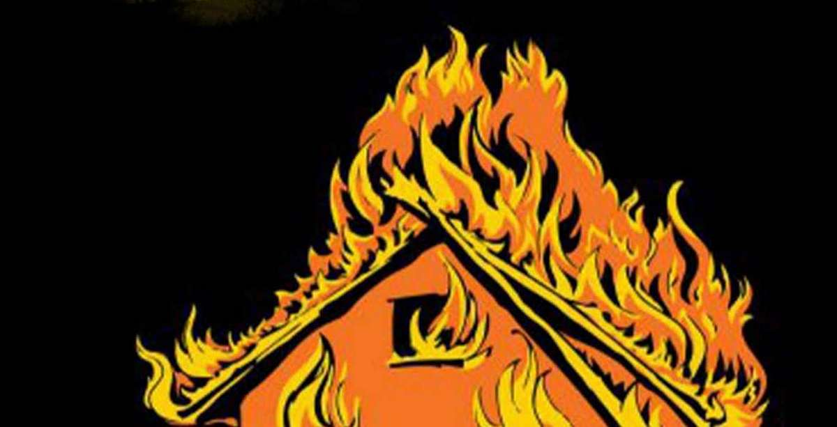 Рятував інших, а тепер його родина потребує допомоги: на Нікопольщині згорів будинок у волонтера і воїна 1 на Нікопольщині