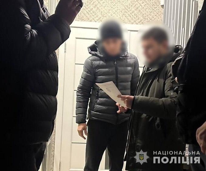 У Кривому Розі викрили схему розкрадання бюджетних коштів на відновленні житлового фонду (фото, відео) 1 У Кривому Розі викрили схему розкрадання бюджетних коштів на відновленні житлового фонду 3