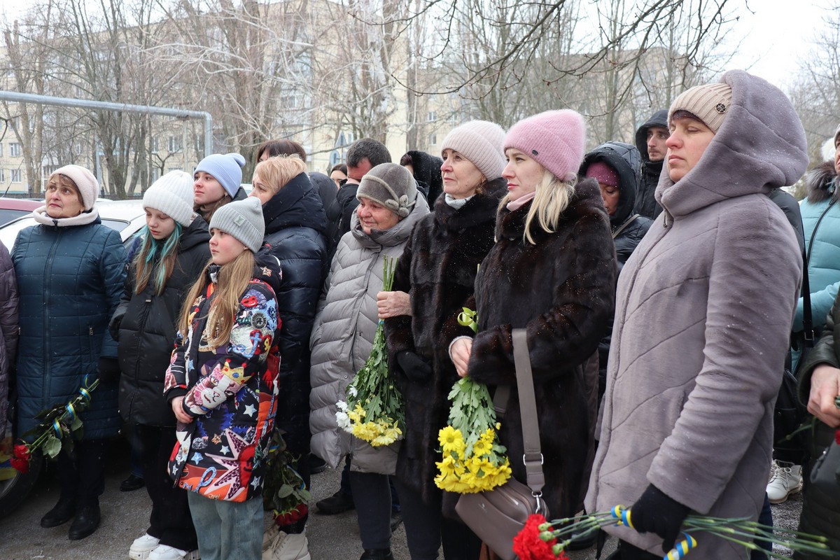 У Покрові відкрили меморіальну дошку полеглому Захиснику Сергію Горілому (фото) 10