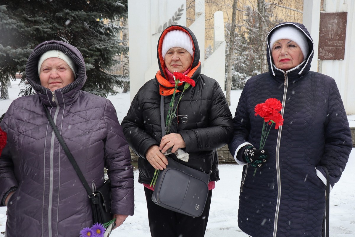 У Покрові вшанували воїнів учасників бойових дій на території інших держав (фото) 10