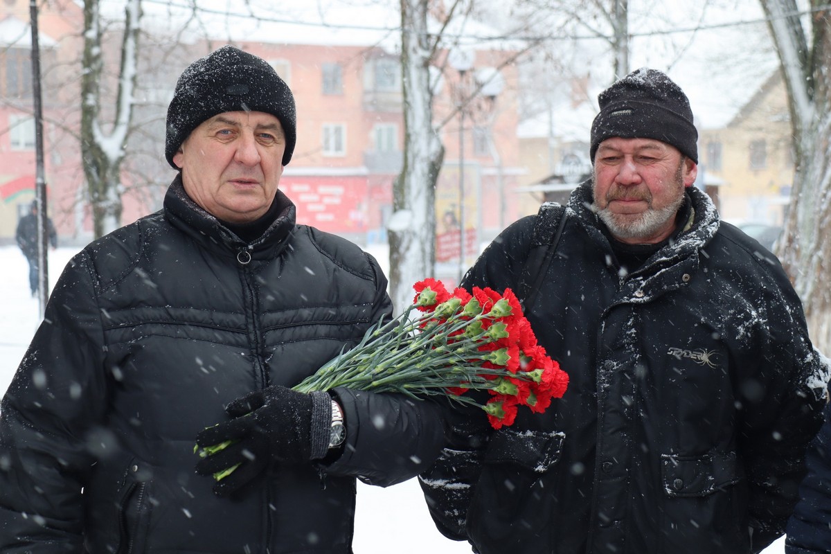 У Покрові вшанували воїнів учасників бойових дій на території інших держав (фото) 8