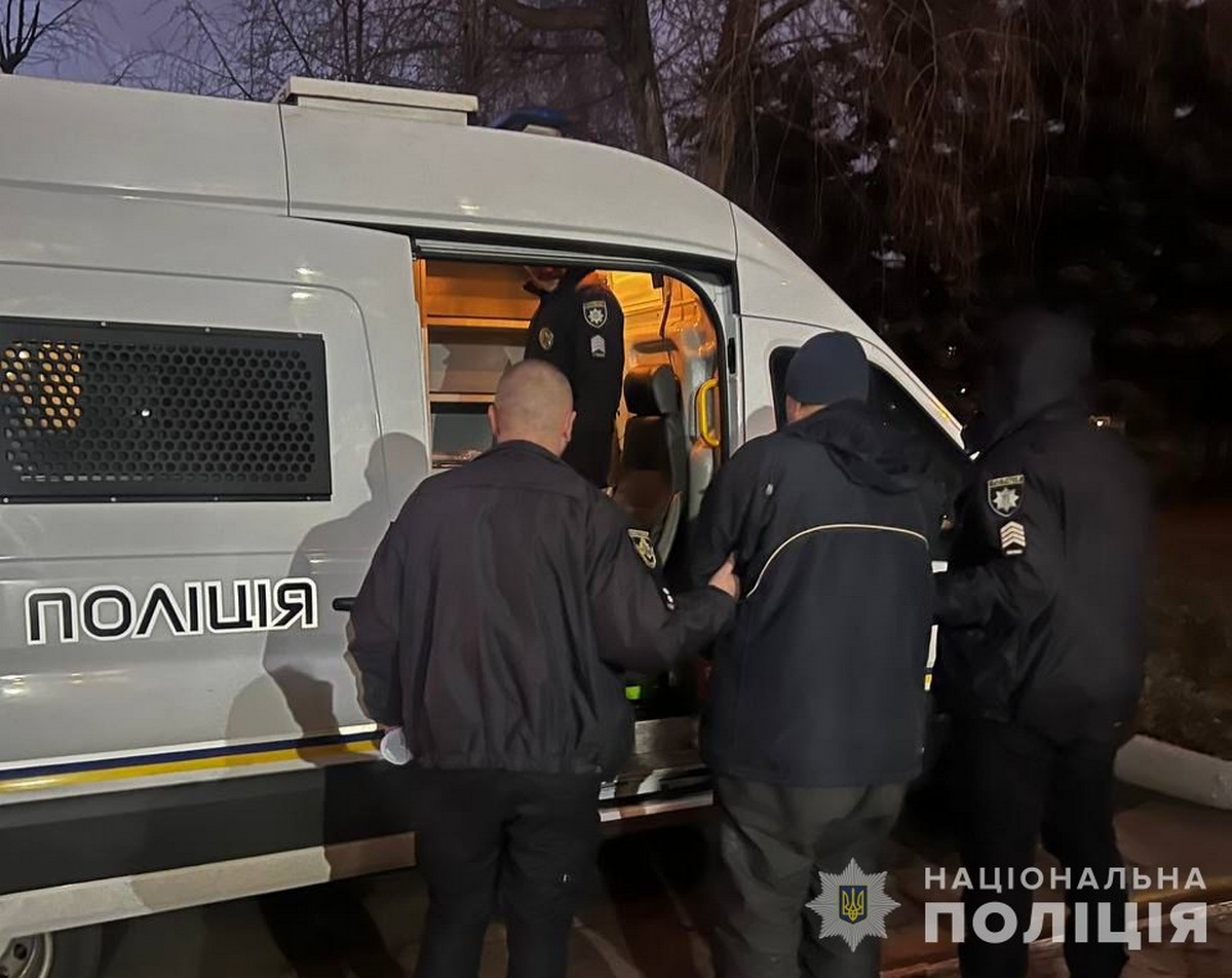 Стрілянина у Кривому Розі посеред вулиці: поліція затримала підозрюваного