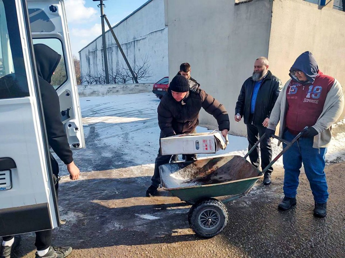 Прифронтові громади Нікопольщини отримали обігрівачі від французьких благодійників