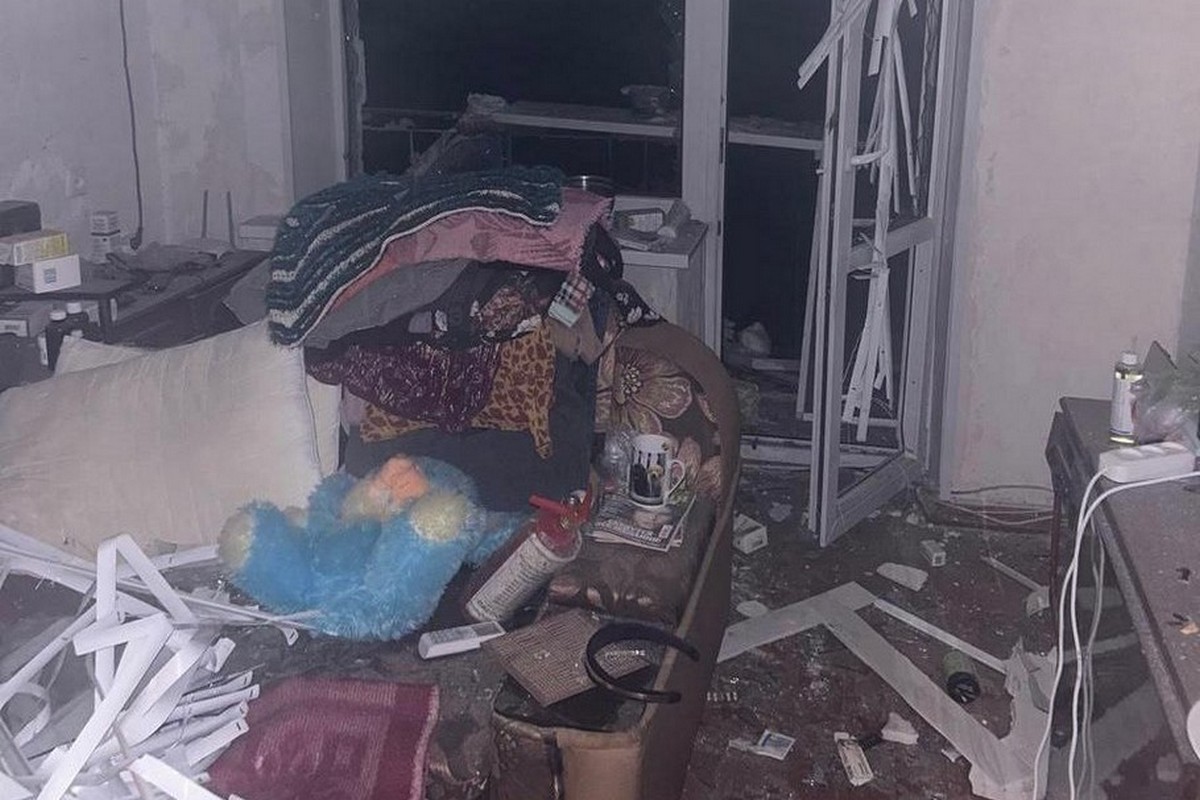 Ворог бив по Нікополю і району «Градом», дронами та артилерією цієї ночі – є руйнування (фото) 1 Ворог бив по Нікополю і району «Градом», дронами та артилерією цієї ночі – є руйнування (фото)