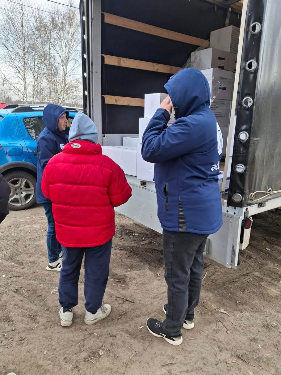 Гуманітарна допомога у Мирівській громаді: фото