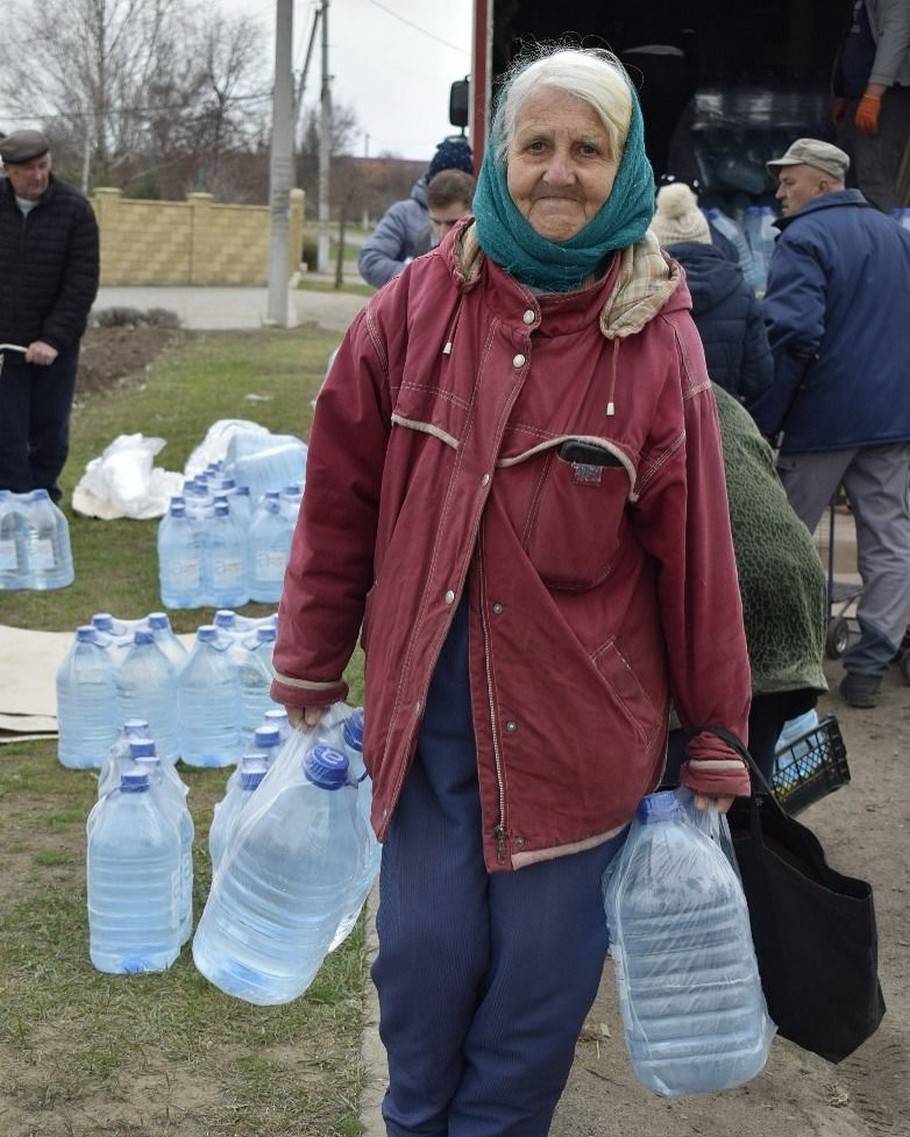 Гуманітарна допомога у Мирівській громаді: фото