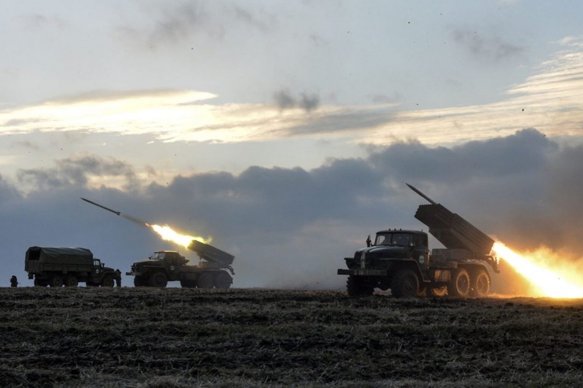 Ворог обстрілював Нікопольщину вночі та вранці, атакував область БпЛА – виникла пожежа 1 Ворог обстрілював Нікопольщину вночі та вранці, атакував область БпЛА – виникла пожежа