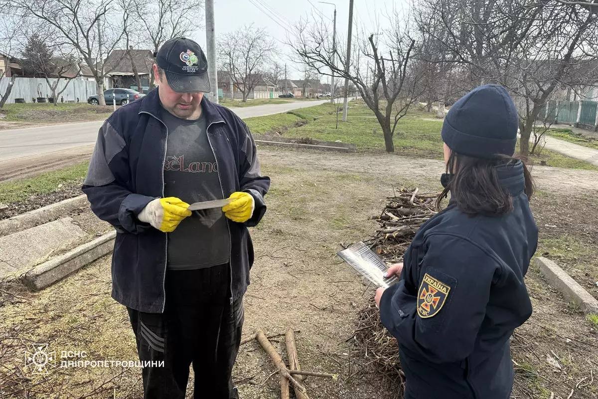 Мешканців Нікопольщини і області закликали не випалювати сміття на присадибних ділянках (фото) 4