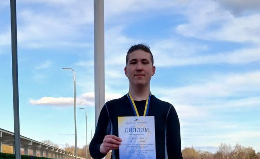 Спортсмен з Нікополя здобув «золото» на чемпіонаті України з легкоатлетичних метань