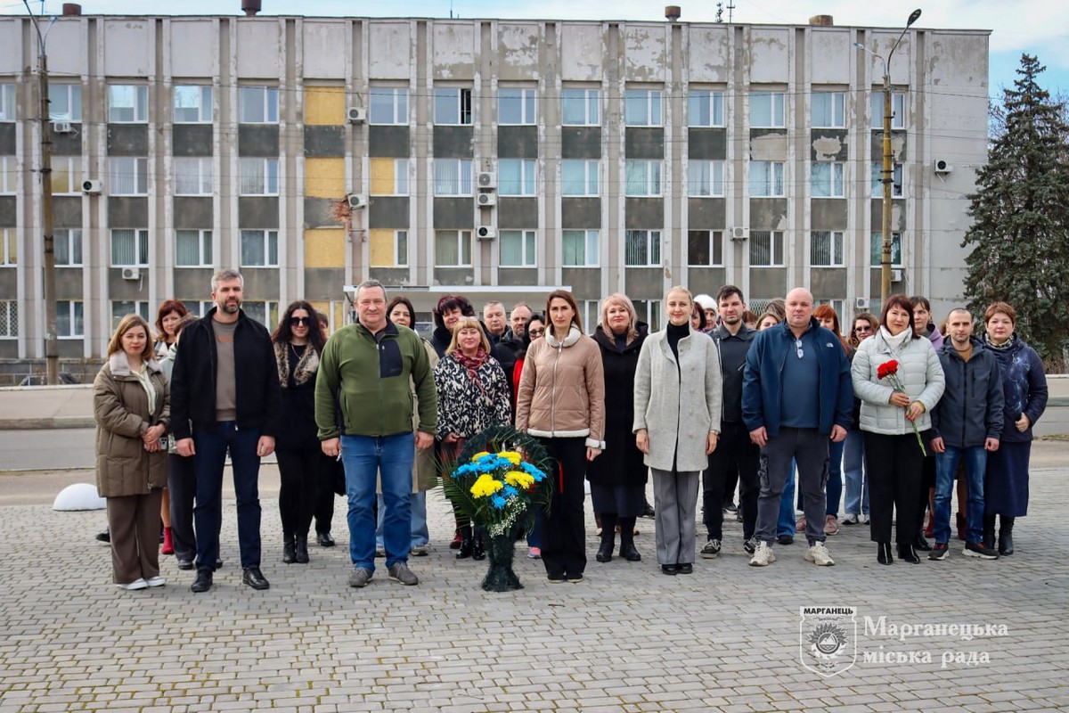 У Марганці сьогодні вшанували пам’ять великого Кобзаря: фото