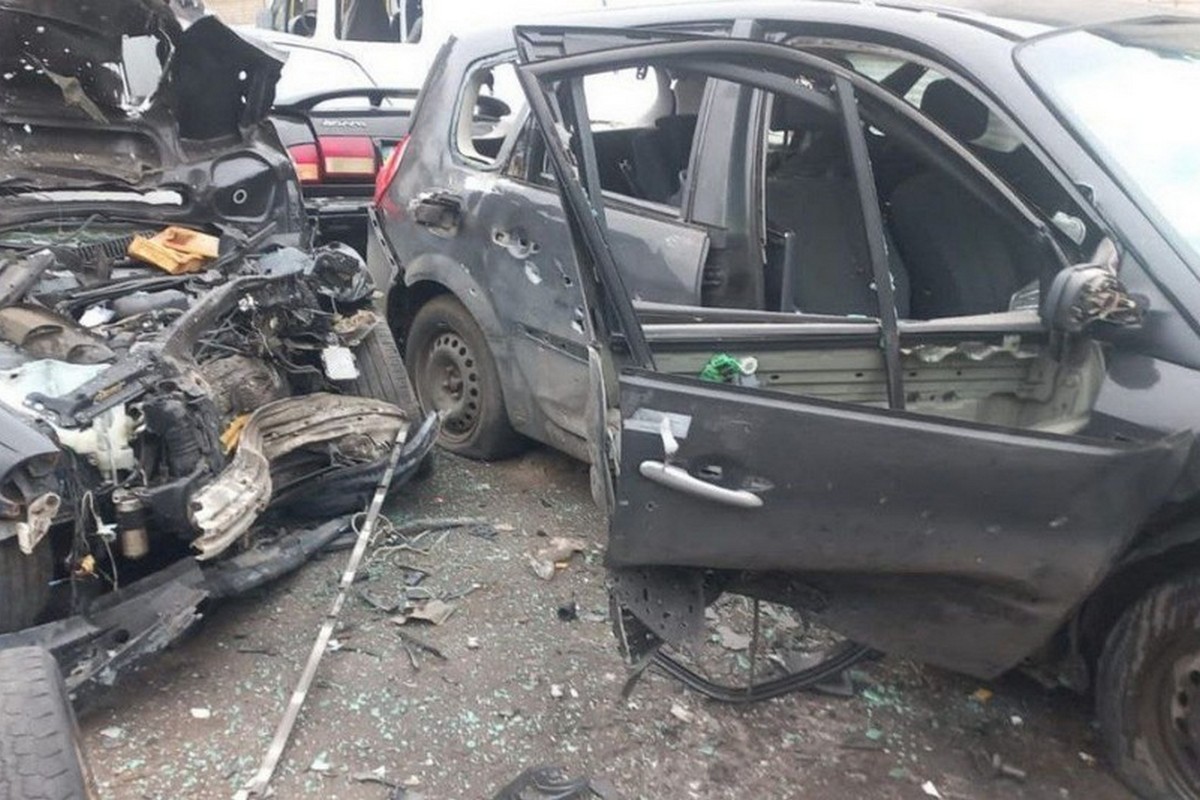 У Нікополі є поранений, понівечено спортзал, автівки, будинки, під обстрілами був і район, а також Синельниківщина