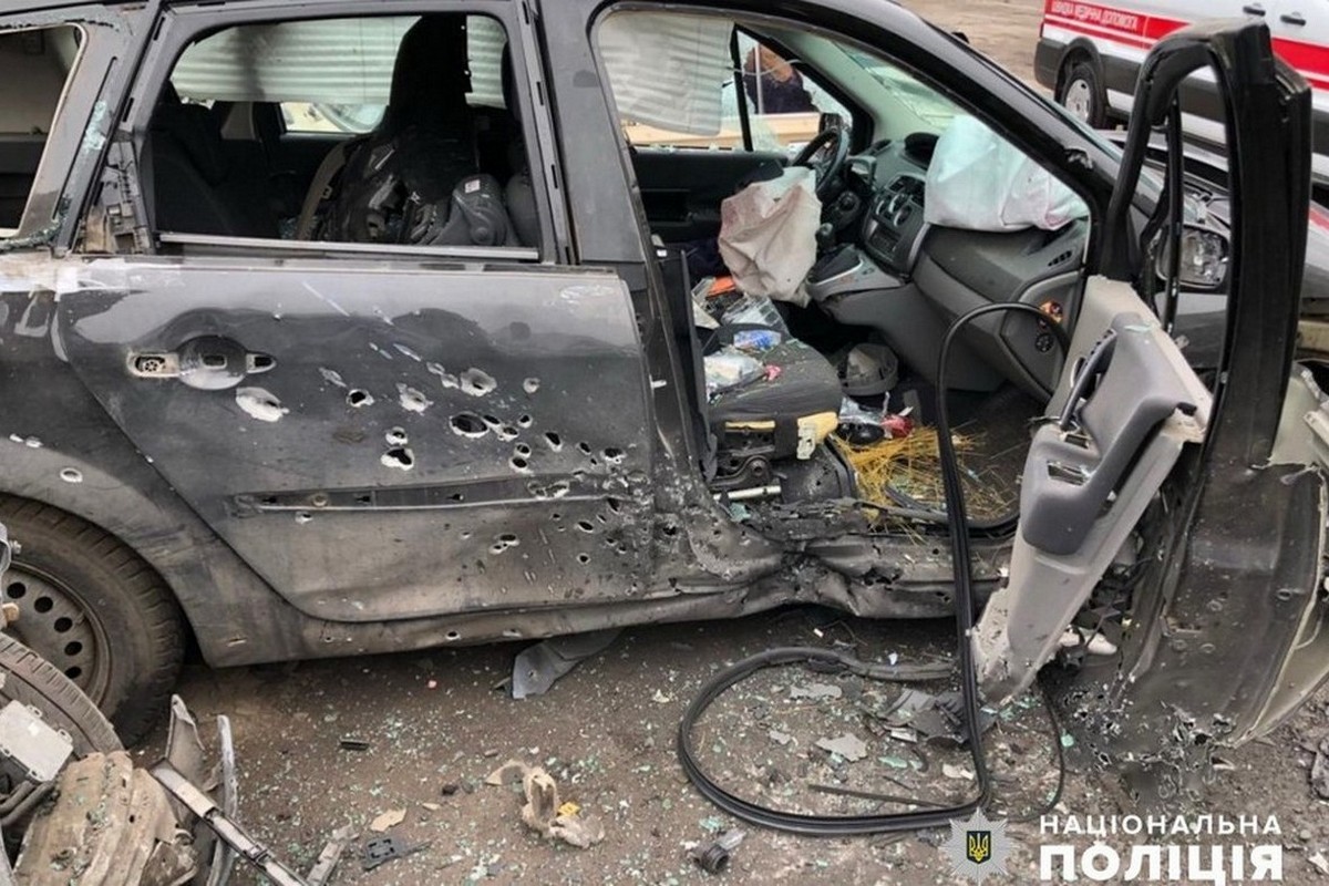 Опинився поблизу вибуху і постраждав: поліція розповіла про наслідки обстрілів Нікополя, району, а також Синельниківщини 1 Опинився поблизу вибуху і постраждав: поліція розповіла про наслідки обстрілів Нікополя, району, а також Синельниківщини