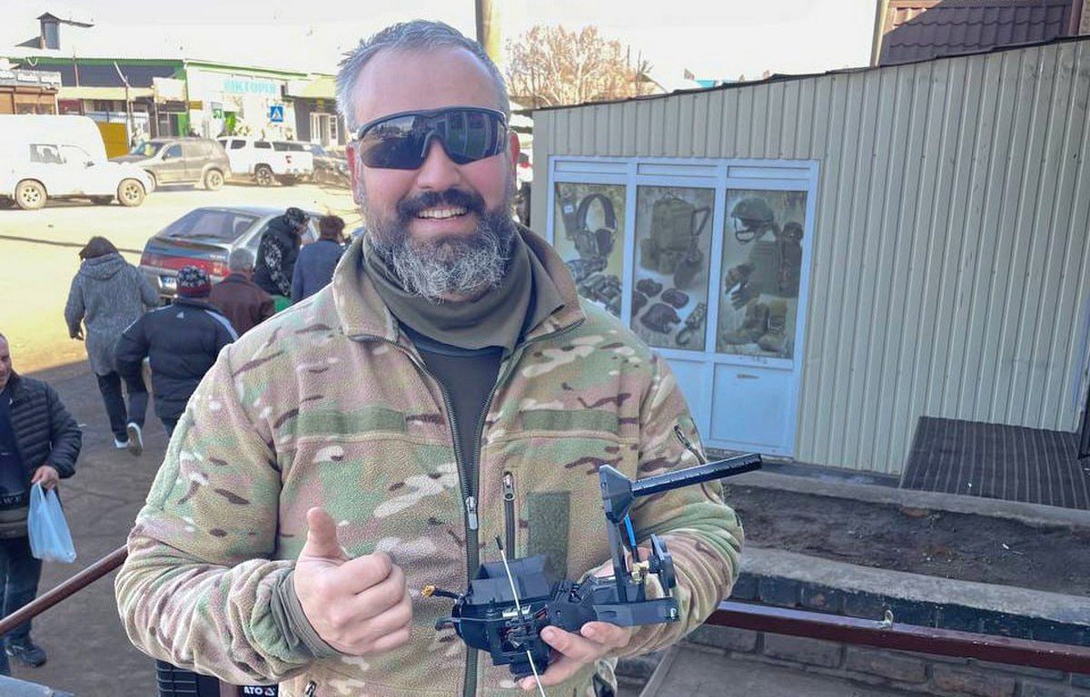 Захисники з Нікополя отримали ретранслятор на «Mavic – 3» від благодійників 1 з Нікополя