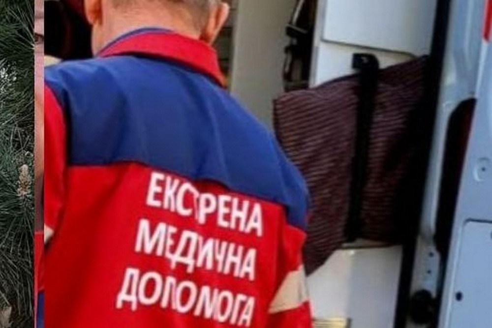 Погрожував предметом, схожим на гвинтівку: на Дніпропетровщині пацієнт напав на парамедика «швидкої» 1 Погрожував предметом, схожим на гвинтівку: на Дніпропетровщині пацієнт напав на парамедика «швидкої»