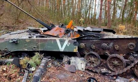 З ночі в напрямку Дніпропетровського кордону ворог постійно штурмує наші позиції – ЗСУ