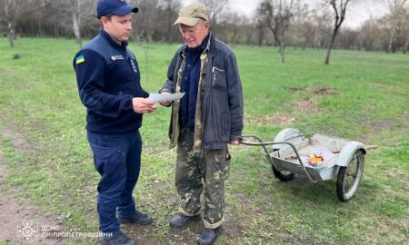 Мешканців Нікопольщини закликають не спалювати суху рослинність на подвір’ях і на відкритих територіях (фото)
