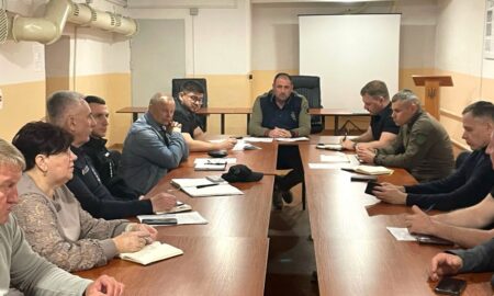 У Нікополі відбулася важлива нарада за участі керівництва ОВА, району, громад і ДСНС (фото)