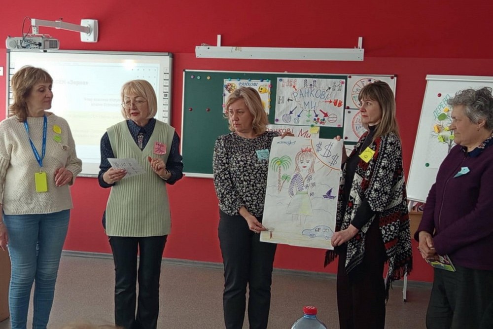 150 вчителів з Покрова пройшли особливе навчання (фото)