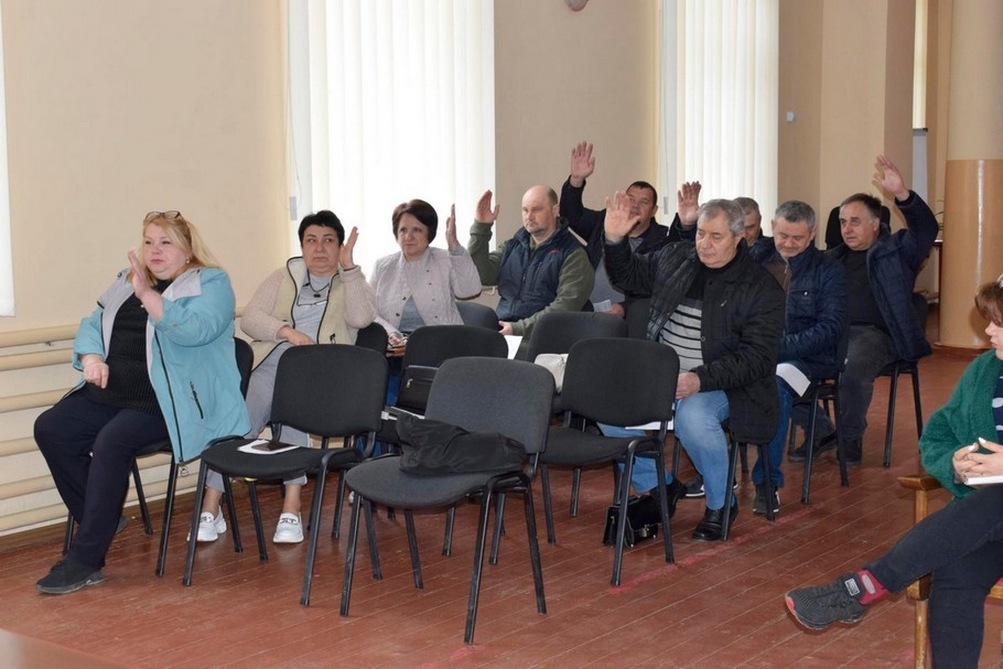 На сесії: Мирівська громада дала згоду на підключення до магістрального водогону 1 Мирівська громада надала згоду на підключення до магістрального водогону 3