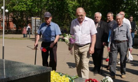 У Покрові  вшанували героїв Чорнобиля (фото) 11