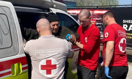 Загін швидкого реагування Нікополя евакуював трьох людей з Межівської громади (фото) 4