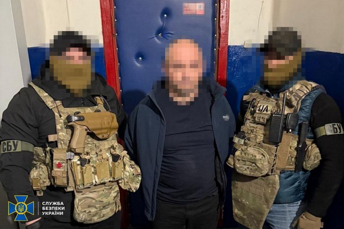 Мешканець Дніпропетровщини готував теракти в Україні: він причетний до вибуху в поліції на Одещині 1 Мешканець Дніпропетровщини готував теракти в Україні: він причетний до жахливого теракту на Одещині