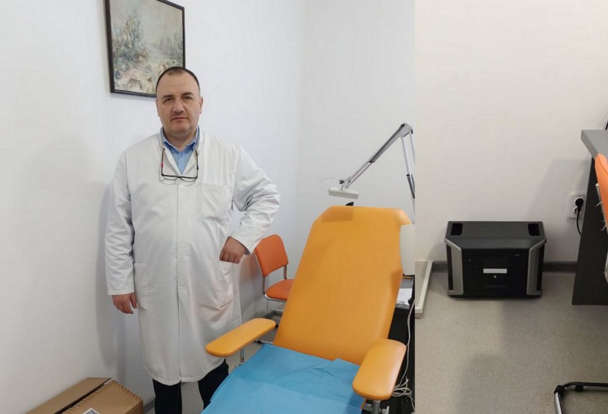 Дитяча лікарня Нікополя отримала генератор від благодійників 1 photo 2025 04 07 11 47 08