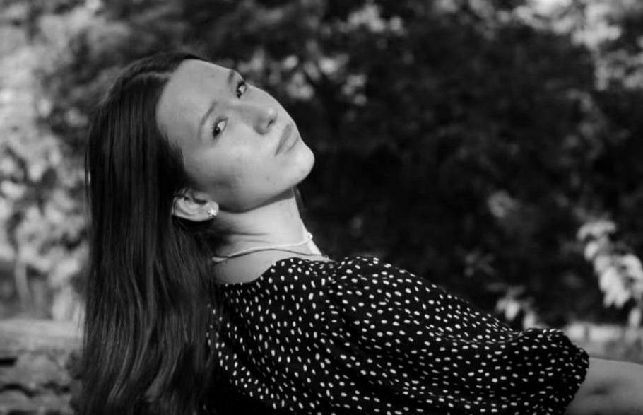 У Дніпрі армія РФ вбила вихованку нікопольської театральної студії «Велика перерва» Вероніку Карячку 1 нікопольської театральної студії