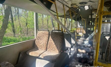 Удар дрону по автобусу у Марганці – це «українська провокація»: ворог поширює фейк – ЦПД