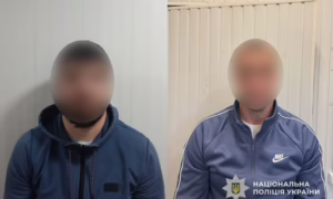 Крали насіння та гербіциди: на Дніпропетровщині затримали двох серійних крадіїв