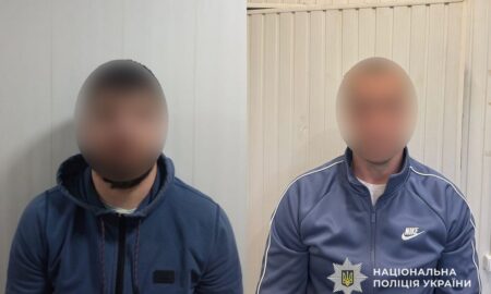 Крали насіння та гербіциди: на Дніпропетровщині затримали двох серійних крадіїв