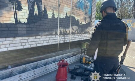 У Нікополі двоє поранених, виникла пожежа: ворог підступно атакує місто і район – поліція