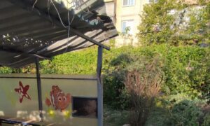 У Нікополі понівечено дитячий садок і багатоповерхівку, під ударом ворога був і район, а також Синельниківщина (фото)