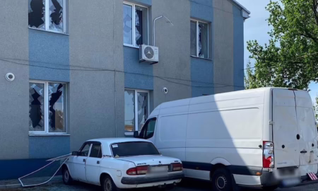 Масштабні руйнування у Нікополі, вбита жінка на Синельниківщині: поліція розповіла про наслідки ворожих атак за добу