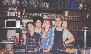 https://1news.zp.ua/zaporizkij-barista-na-chempionati-svitu-istoriya-oleksiya-Уродженець Нікополя став найкращим баристою України і представить країну у Швейцарії