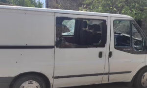 На Нікопольщині ворог вдарив по автівці, гатив по будинках: четверо поранених на Дніпропетровщині за добу